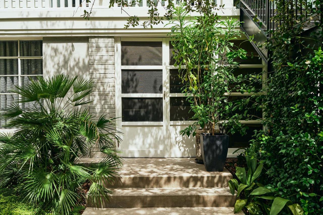 Hotel Saint Cecilia Austin Exterior photo